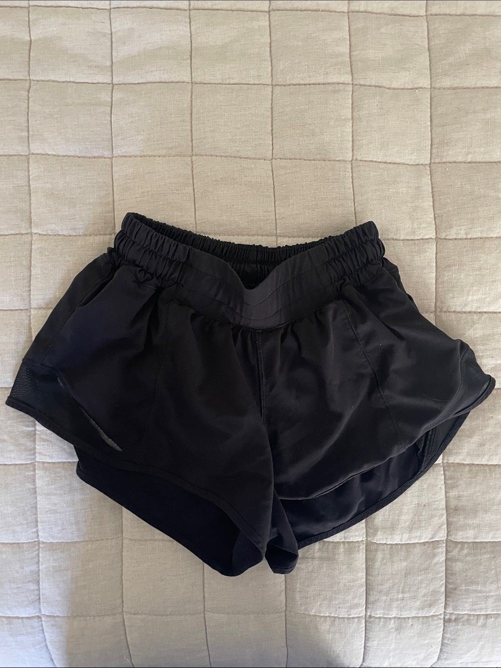 Lululemon low rise running shorts